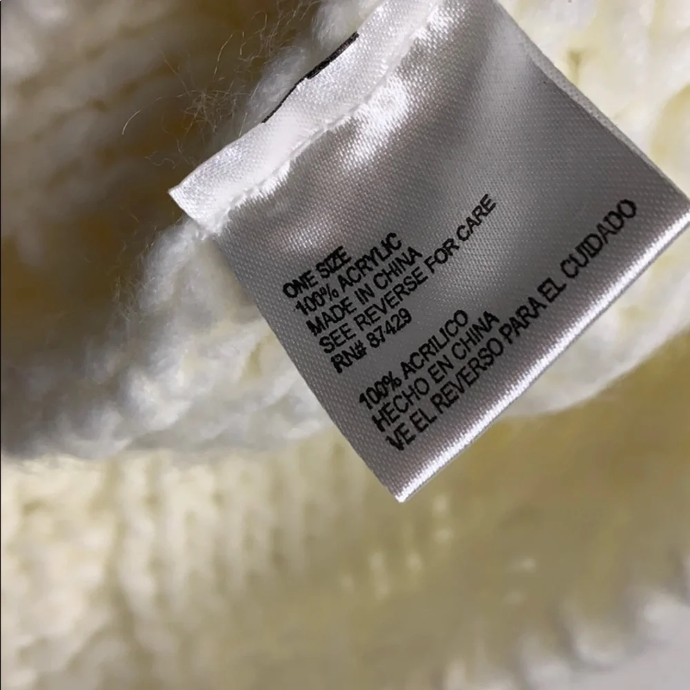 Faded Glory Cable Knit Gloves & Hat Toggle Tusk winter white essentials